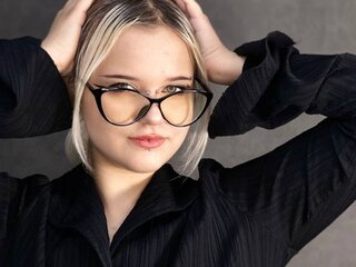 VivianHortton porn