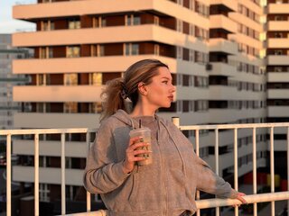 MaddyPeraz videos