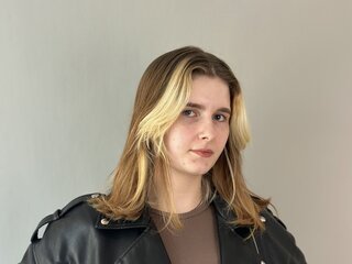 OdetteBeese lj